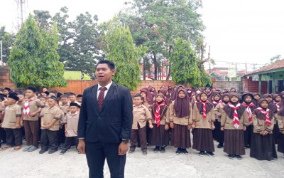 Upacara Hari Guru Nasional Tahun 2023